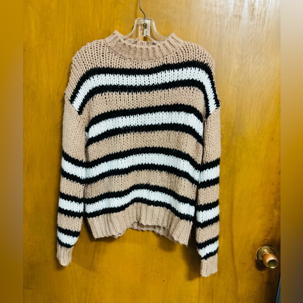 WOVEN HEART, Striped Sweater - Cream, Black, and White, Size Medium